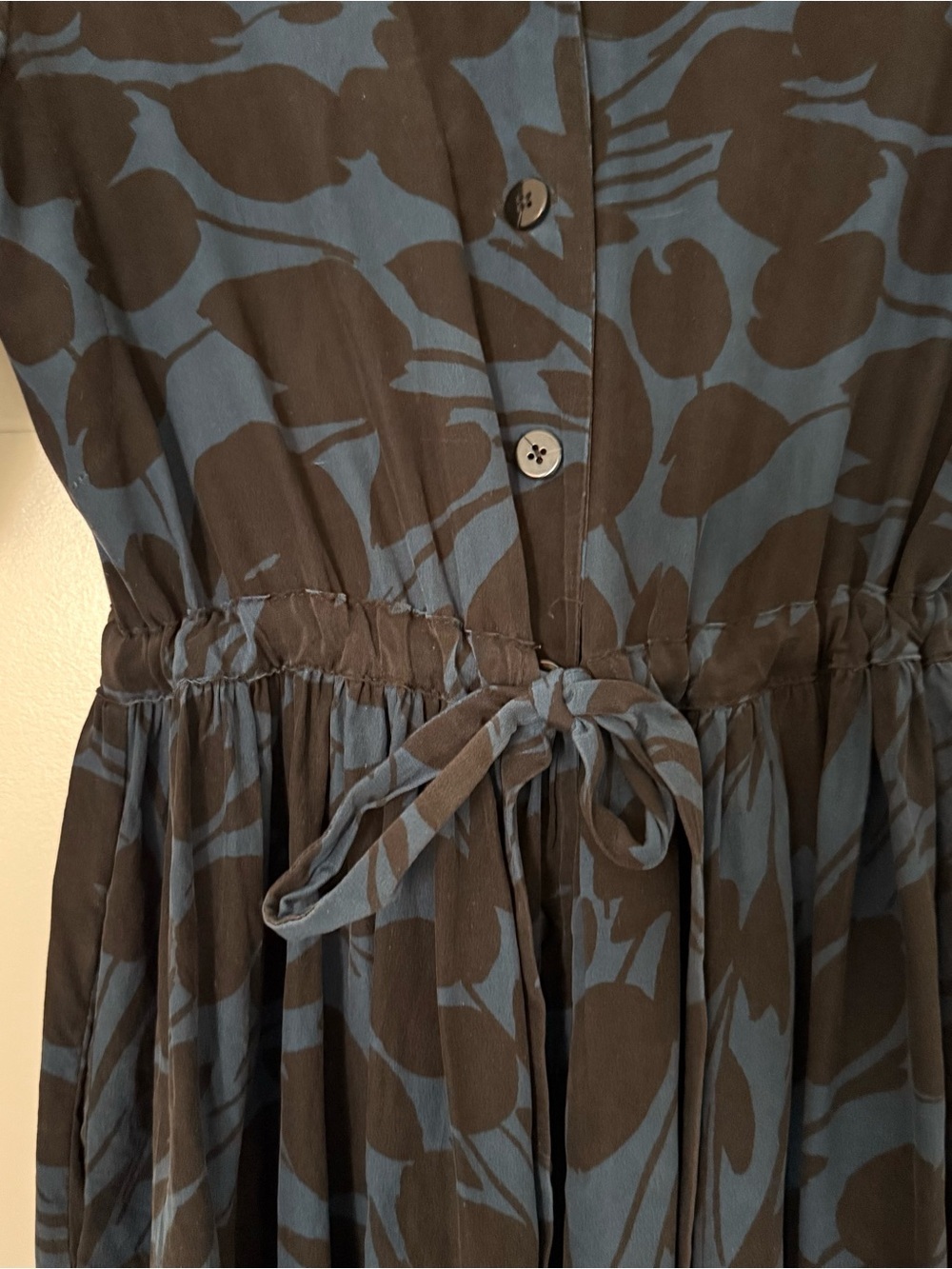 No. 6 Store Cather Dress 100% Silk - Picture 4 of 9